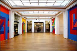 Hal Gemeentemuseum Den Haag, Sol LeWitt, foto Michel Morel Hal Gemeentemuseum Den Haag, Sol LeWitt, foto Michel Morel