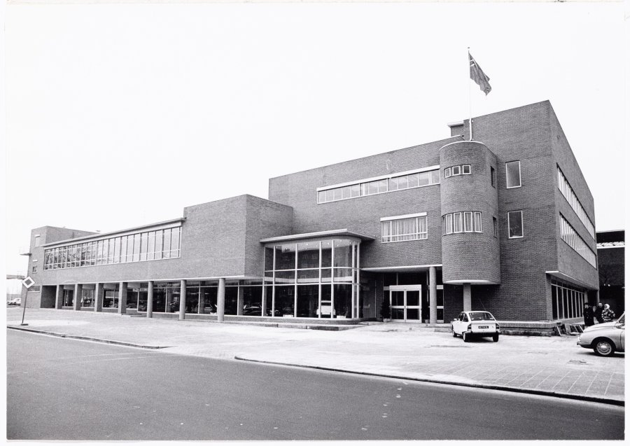 Stadionplein 26-30 Hoofdkantoor Automobielbedrijf "Citroën".