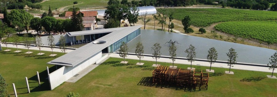 the cafe cum visitor centre, art space and chapel. foto: theartpilgrim.org © Maya Binkin 2017